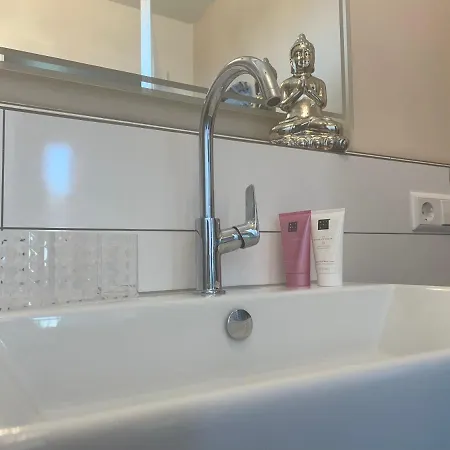 Apartament Jimmy's Place - Hotelgefuehl, Tolle Lage, Terrasse, Bbq *