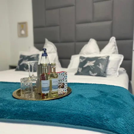 Apartman Jimmy's Place - Hotelgefuehl, Tolle Lage, Terrasse, Bbq *